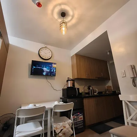 Shore Residences Moa